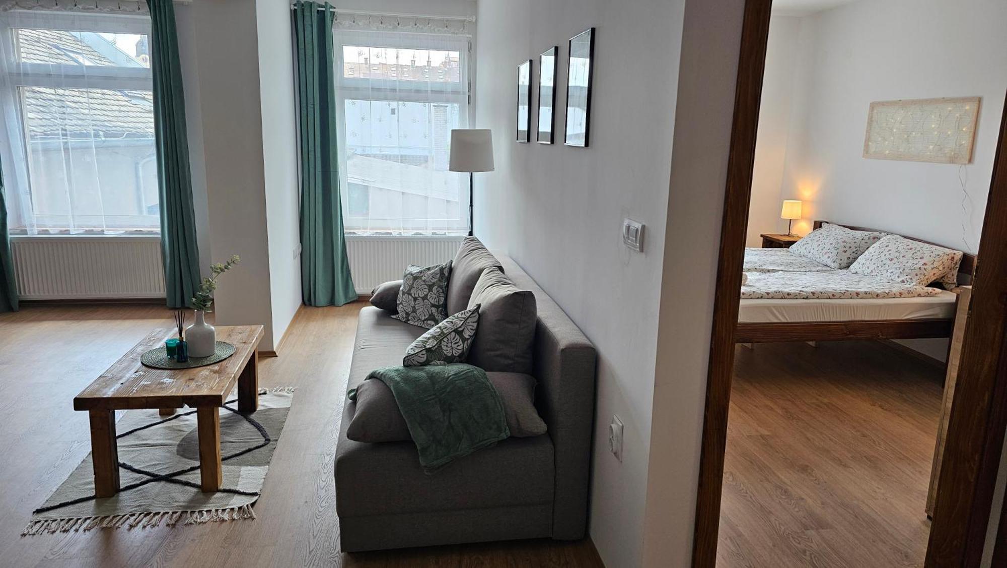 Apartments Beck - Super Central Сомбор Екстериор снимка