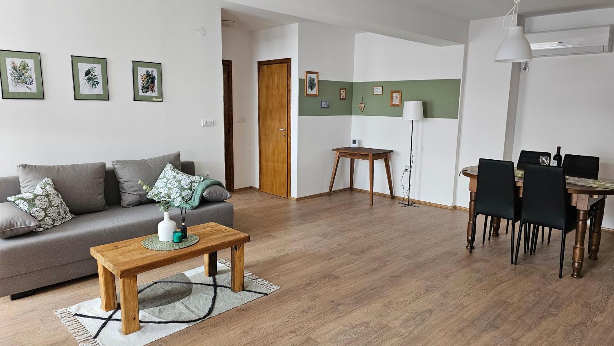 Apartments Beck - Super Central Сомбор Екстериор снимка